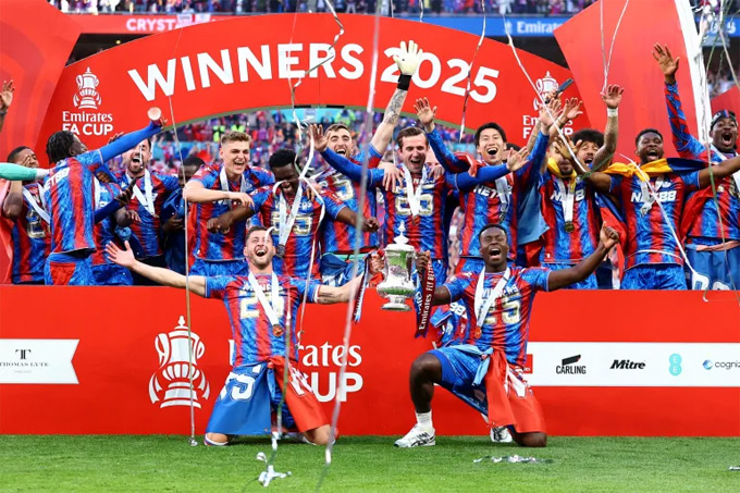 Crystal Palace giành chức vô địch Cúp FA
