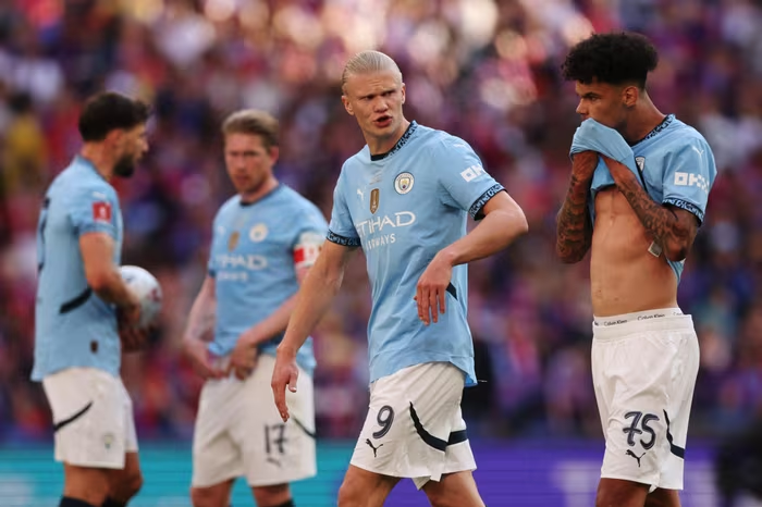 Man City đã có 1 mùa giải thất bại
