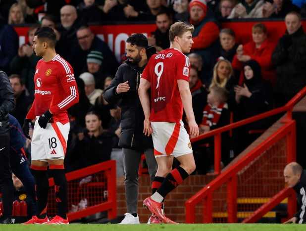 MU không có mặt tại Champions League khiến doanh thu giảm mạnh