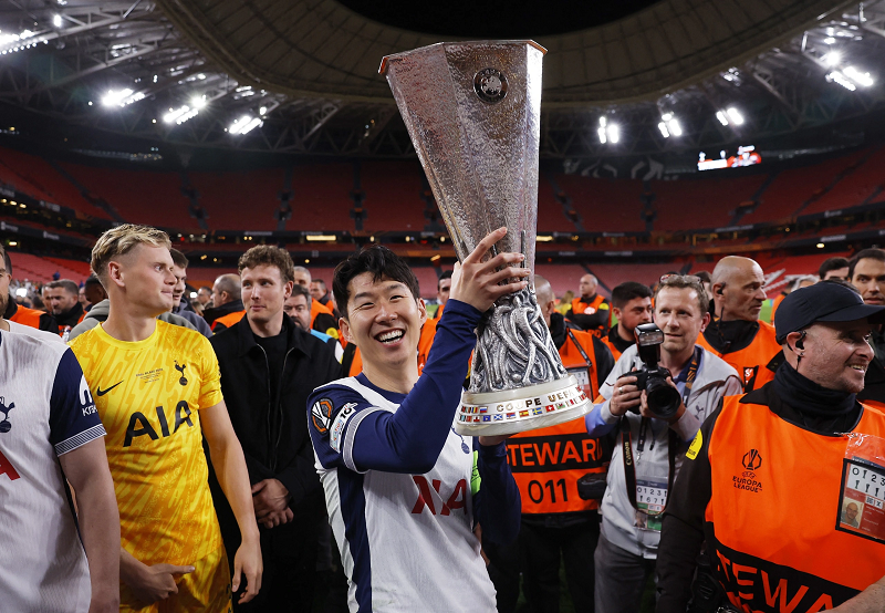 Tottenham vô địch Europa League