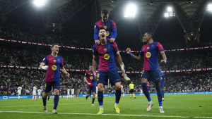 Barca cần cắt giảm quỹ lương để hoạt động